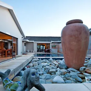 https://africa-beach-bb.port-elizabeth-hotel.com